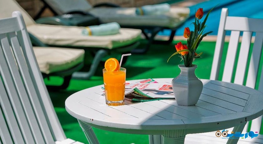 بار کنار استخر هتل گرین بی زا 